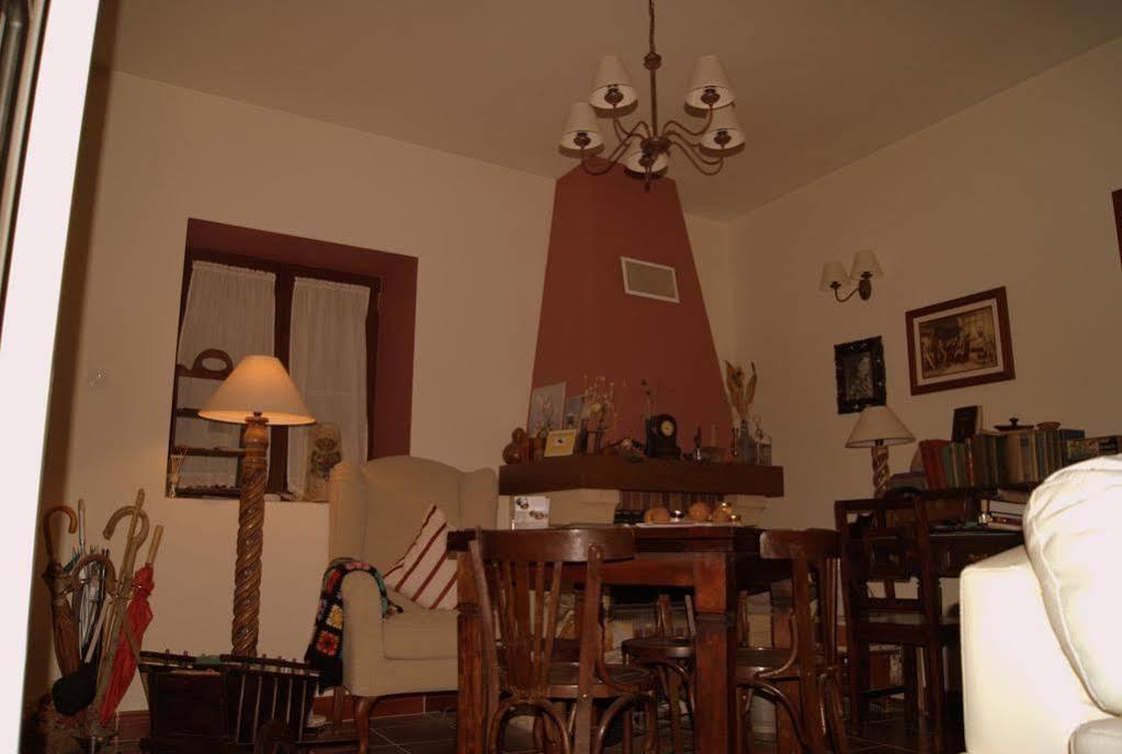 Casa Rural El Linaje De Los Cinco Sombreros Gallegos De San Vicente Exteriör bild